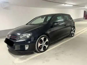 Volkswagen Golf GTI 2.0 GTI Euro5