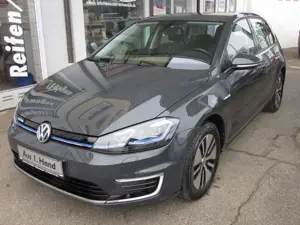 Volkswagen e-Golf Comf/Autom/Navi/LED/SitzH/PDC/behFrontscheibe/ALU