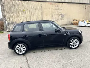 MINI Cooper SD Countryman Bild 5