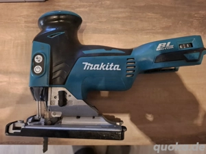 Makita DJV181 