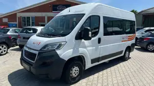 Peugeot Boxer L2H2 Hoch  Lang Behinderten Rampe 9 Sitze
