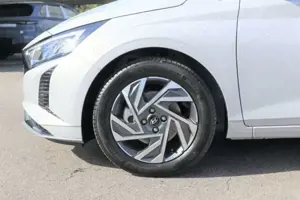 Hyundai i20 i20 Trend Klima/LED/BC/Lichtp./BOSE Soundsystem Bild 3