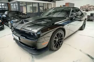 Dodge Challenger 6,4 R/T SCAT PACK Led