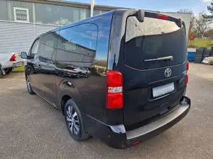 Toyota Proace Verso L2 Team Deutschland  Navi LED ACC Apple CarP Bild 3