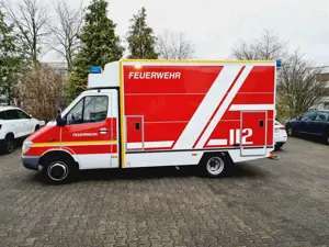 Mercedes-Benz Sprinter 413CDI Sprinter Rettungswagen *RTW*KTW Bild 2