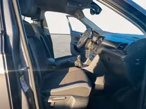 Volkswagen T-Cross 1.0 TSI Style KAM LED KLIMA ACC PDC SHZ Bild 2