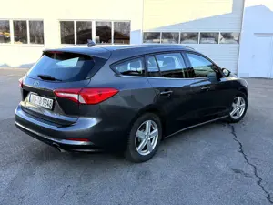 Ford Focus Ford Focus Turnier 2.0 Diesel Titanium | 209.000 k Bild 4