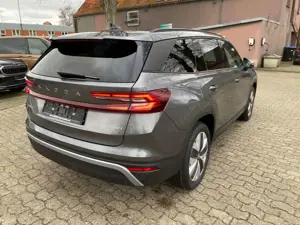 Skoda Kodiaq 2.0TDI 4x4 Selection Navi AHK Matrix 19 Z Bild 3