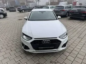 Audi A4 Lim. 35 TFSI *TOP-Ausstattung* S-LINE Bild 2