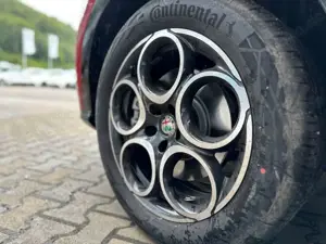 Alfa Romeo Tonale TI Hybrid 1.5+LED+18 ZOLL+ALLWETTER+ Bild 5