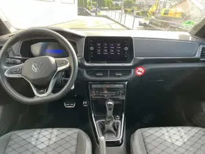 Volkswagen T-Cross 1.5 TSI -R-Line- Allwetterreifen-Navi-AHK abnehmb. Bild 4