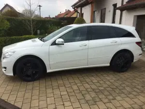 Mercedes-Benz R 350 R-Klasse Diesel CDI DPF 4Matic 7G-TRONIC Bild 2