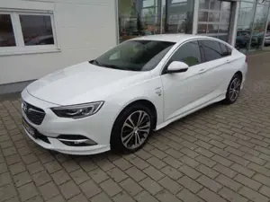 Opel Insignia Exclusive OPC LINE
