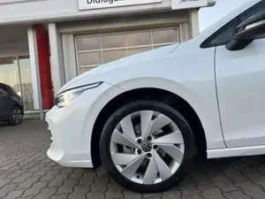 Volkswagen Golf Variant VIII Variant 1.5 TSI, Goal, AHK, Kamera Bild 5