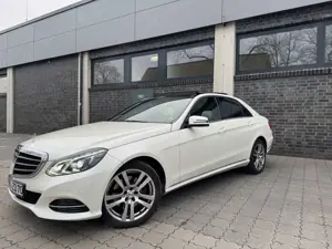 Mercedes-Benz E 350 E 350 BlueTec 4Matic Bild 2