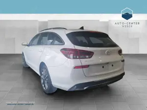 Hyundai i30 FL Kombi 1.5 T-GDI 48V-Hybrid Advantage DCT Bild 4