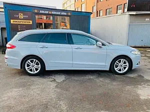Ford Mondeo 2,0 TDCi 132kW Titanium Turnier PowerS. Bild 2
