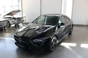 Mercedes-Benz CLA 200 Coupé AMG Panorama 360 Kamera Ambiente