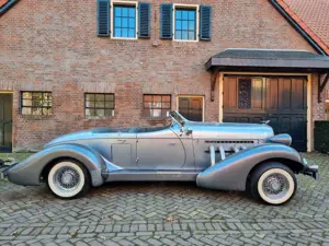 Chevrolet Impala Auburn Speedster/Unikat mit einmaligem Anhänger Bild 4