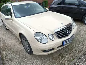 Mercedes-Benz E 220 E 220 T CDI Automatik Classic DPF Bild 3