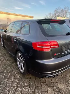 Audi RS3 2.5 TFSI quattro Bild 4