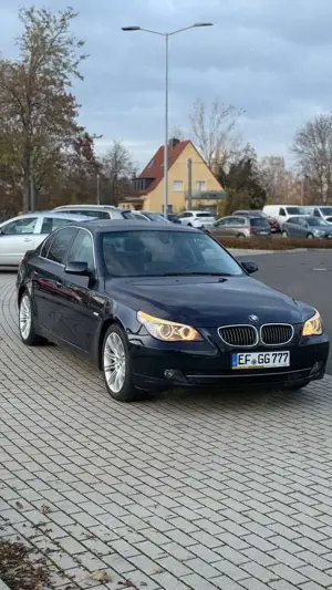 BMW 523 523i