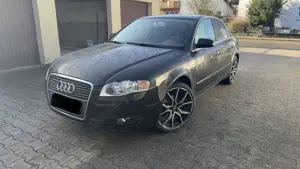 Audi A4 1.6 Bild 5