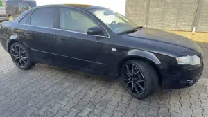 Audi A4 1.6 Bild 2