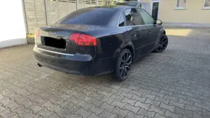 Audi A4 1.6 Bild 3