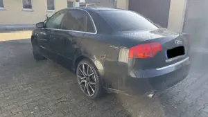 Audi A4 1.6 Bild 4