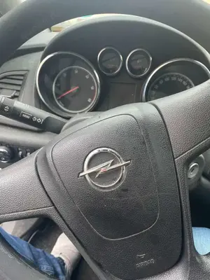 Opel Astra T5 Bild 4