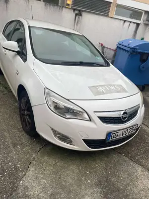 Opel Astra T5 Bild 5