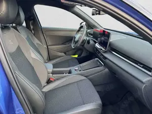 Volkswagen T-Roc R-Line eTSI DSG/IQ-DRIVE/IQ-LIGHT/LM 20ZOL Bild 4