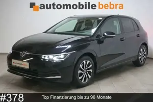 Volkswagen Golf 8 2.0TDI DSG Active Virtual AHK Pano ACC