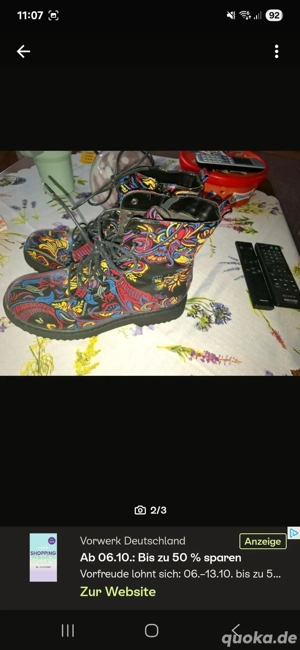 Wunderschöne bunde Stiefel