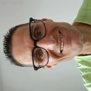 Nette Sie für ein schönes Abenteuer gesucht