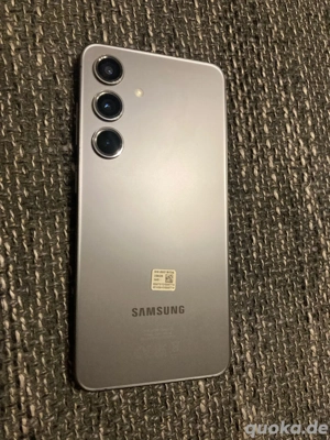 Samsung Galaxy S24 256GB Schwarz   Top Zustand inkl. Spigen Tough Armor (Beste Schutzhülle)