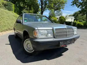 Mercedes-Benz 190 190 E