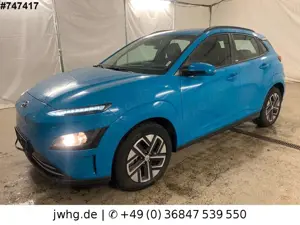 Hyundai KONA Garantie LED 17" ACC DigTacho Kam DAB