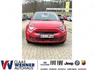Fiat 600 e 115 kW Red LED Tagfahrlicht DAB+