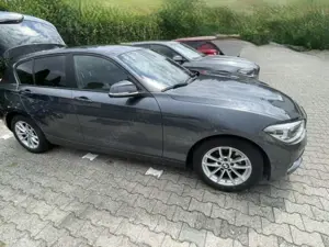 BMW 118 1er (5-Türer) 118i Advantage