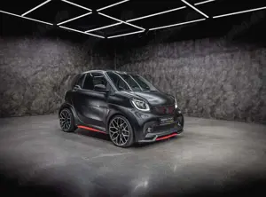 smart forTwo coupe BRABUS ULTIMATE STYLE: BLACK VELVET Bild 3