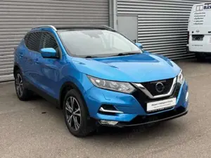 Nissan Qashqai 1.6 DIG-T N-Connecta 4x2 Kamer, NAVI, Pa
