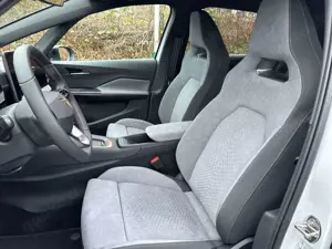 CUPRA Born Edition Dynamic 170, 60 kWh NAVI, SHZ, RFK Bild 5