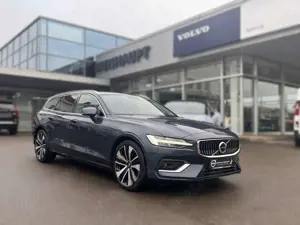 Volvo V60 B4*Plus Bright*ACC*BLIS*Licht-/Winterpaket*