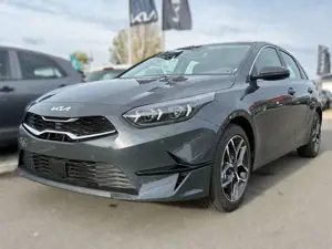 Kia Ceed / cee'd 1.5 T-GDI DCT Spirit UVP 35.779 EUR