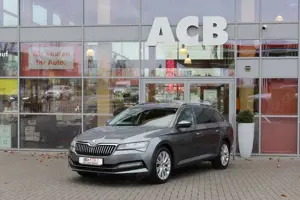 Skoda Superb Combi TDI Style ACC 18" AHK Rollo`s RFK