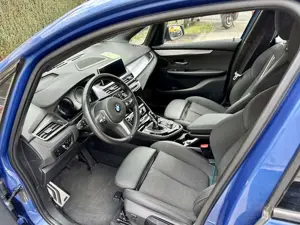 BMW 218 218i Active Tourer Aut. M Sport Bild 3