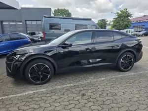 Peugeot 408 Plug-In Hybrid 180 e-EAT8 GT Bild 3