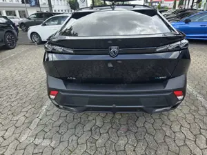 Peugeot 408 Plug-In Hybrid 180 e-EAT8 GT Bild 2